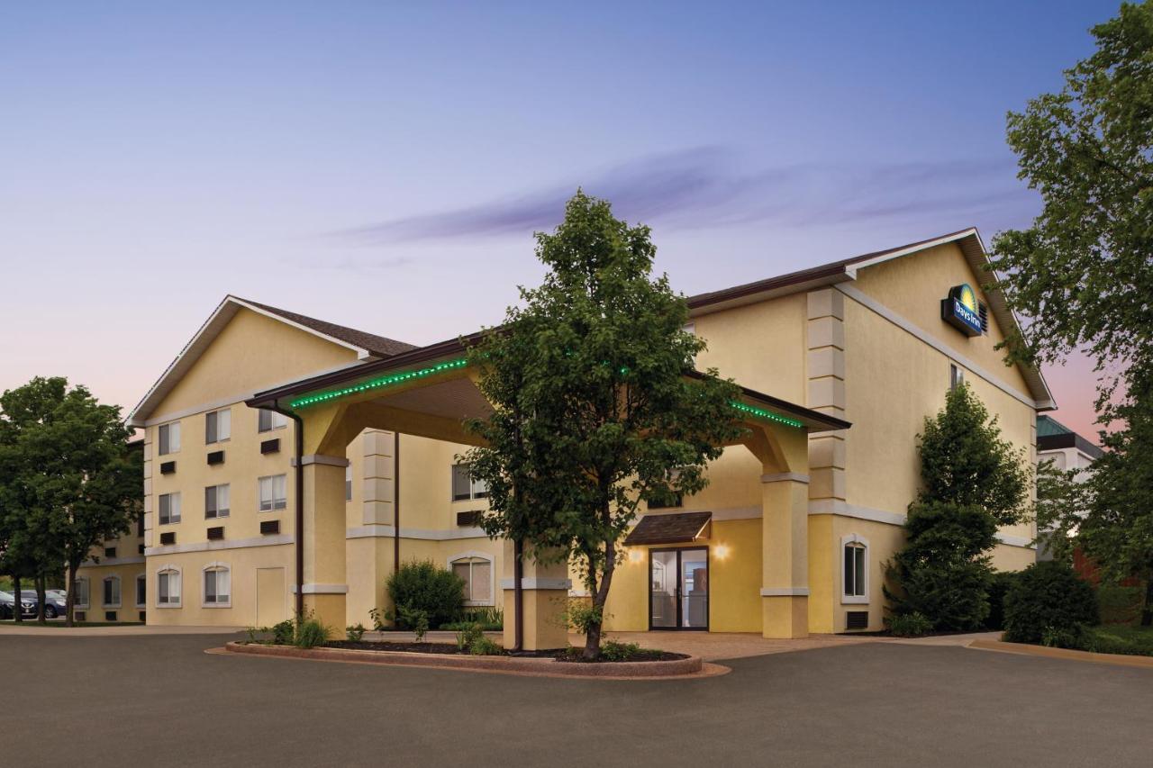 Days Inn By Wyndham Kansas City International Airport מראה חיצוני תמונה