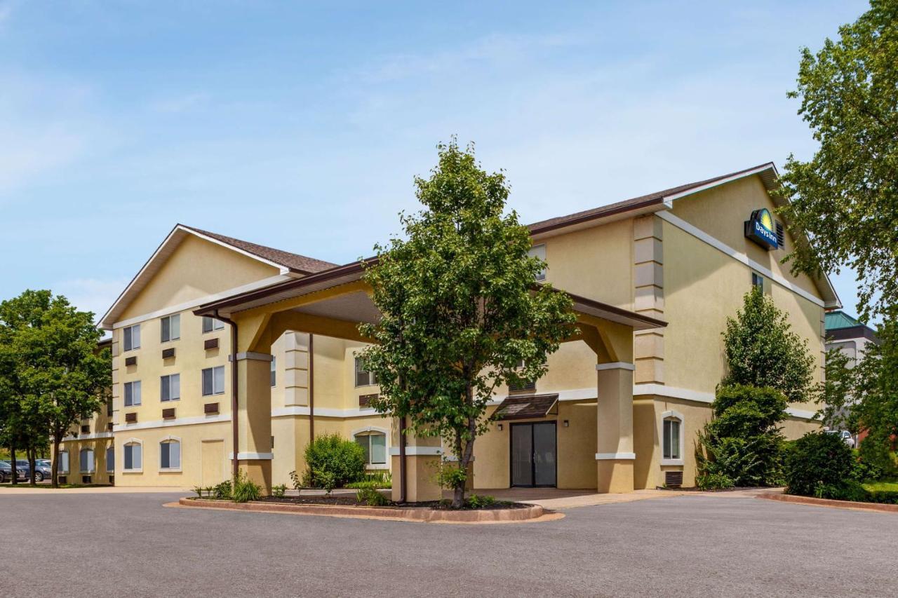 Days Inn By Wyndham Kansas City International Airport מראה חיצוני תמונה