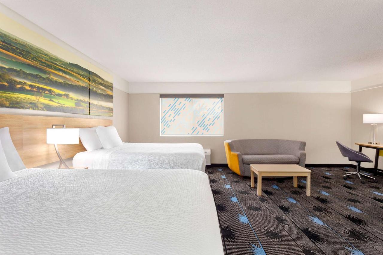 Days Inn By Wyndham Kansas City International Airport מראה חיצוני תמונה