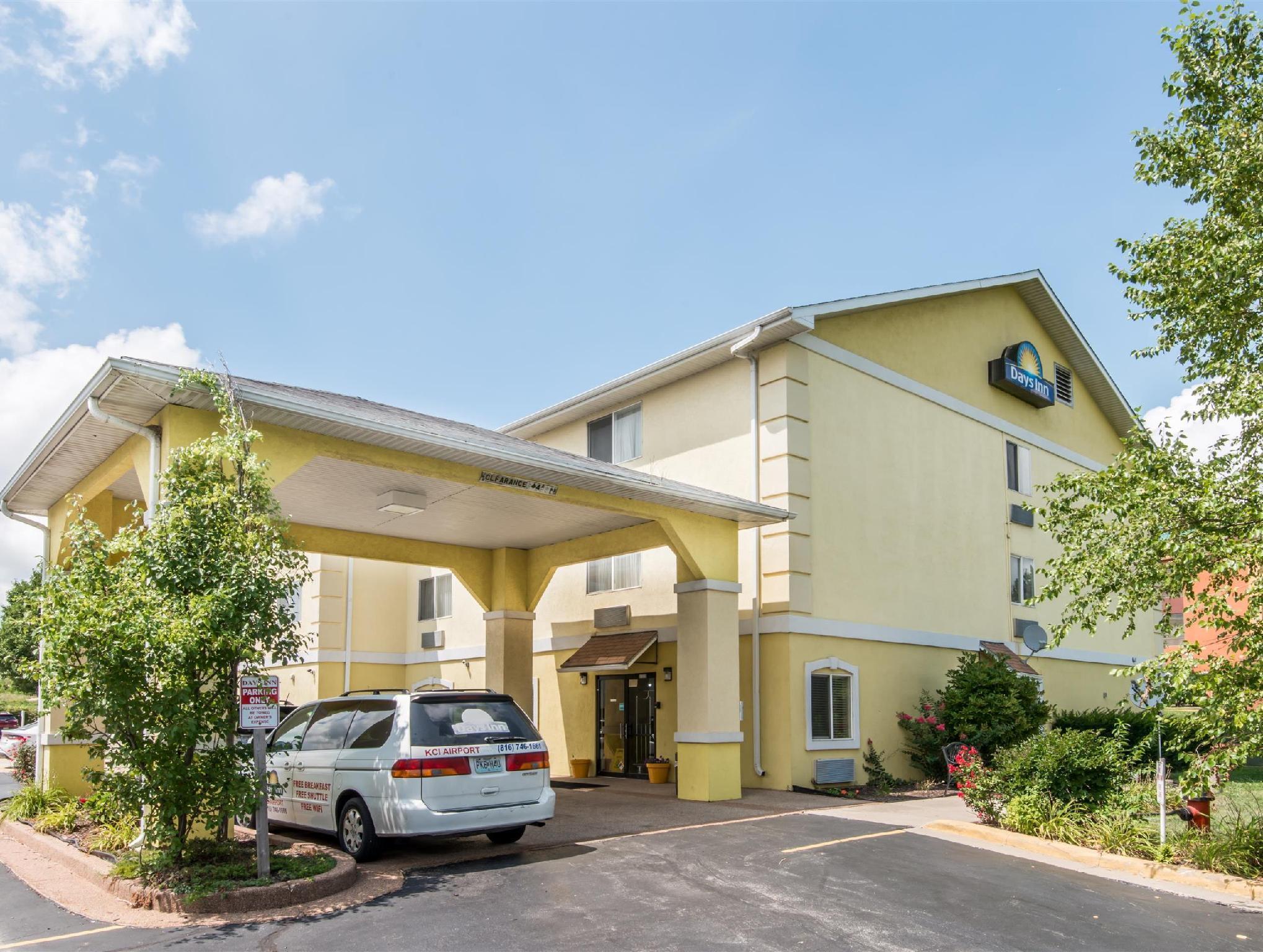 Days Inn By Wyndham Kansas City International Airport מראה חיצוני תמונה